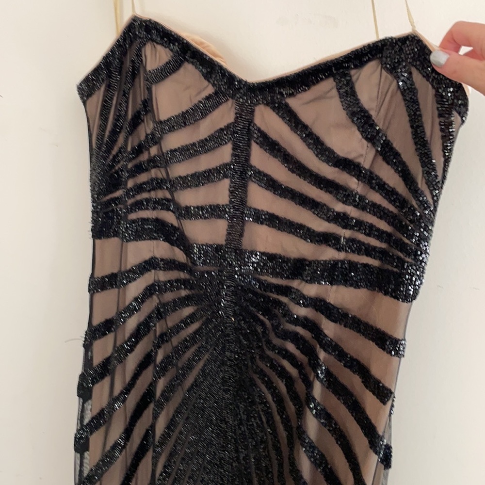 Rachel Gilbert black and white beaded gown size 6 - Picture 4 of 9